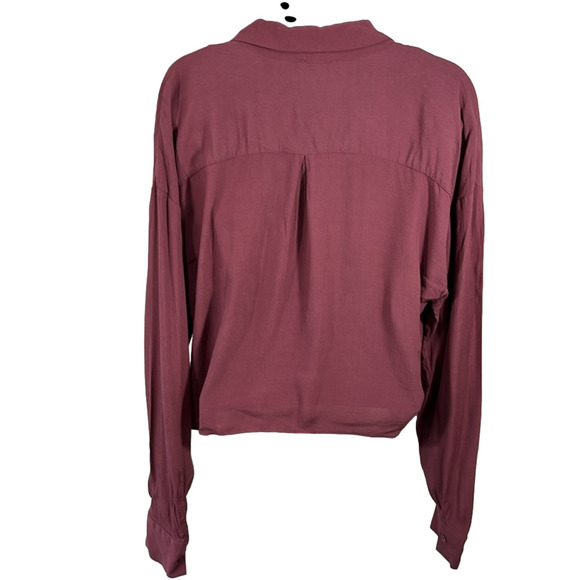 Aritzia Wilfred free tie up blouse - Picture 9 of 10
